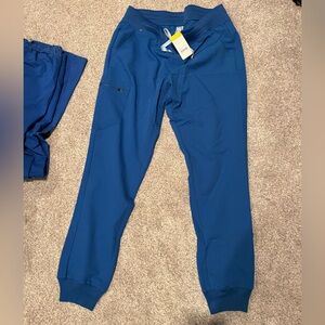 NWT FIGS Royal Blue Jogger Scrubs Lg